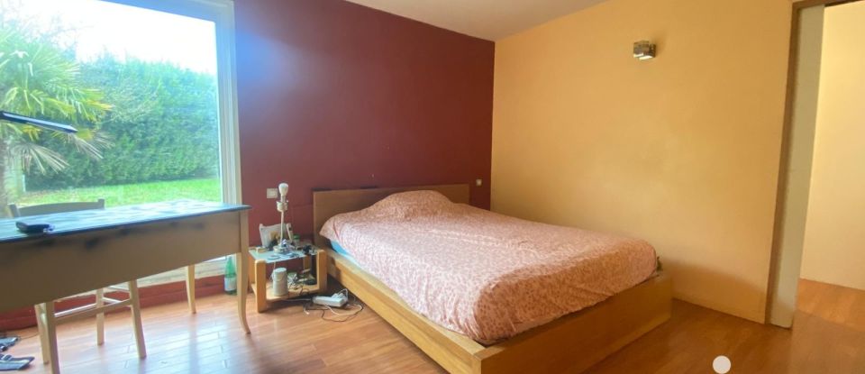 Pavillon 8 pièces de 230 m² à Chaumont-en-Vexin (60240)