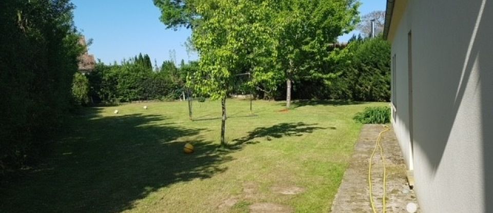 Pavillon 8 pièces de 230 m² à Chaumont-en-Vexin (60240)