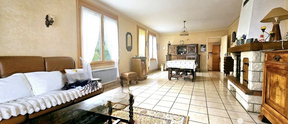 Traditional house 5 rooms of 83 m² in Cugand (85610)