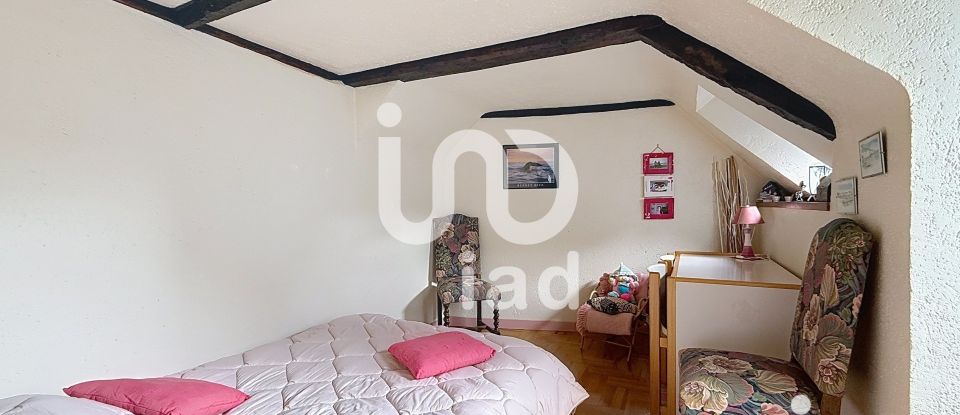 House 6 rooms of 185 m² in Erquy (22430)