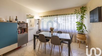 Apartment 3 rooms of 69 m² in Chevilly-Larue (94550)
