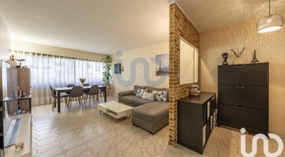 Apartment 3 rooms of 69 m² in Chevilly-Larue (94550)