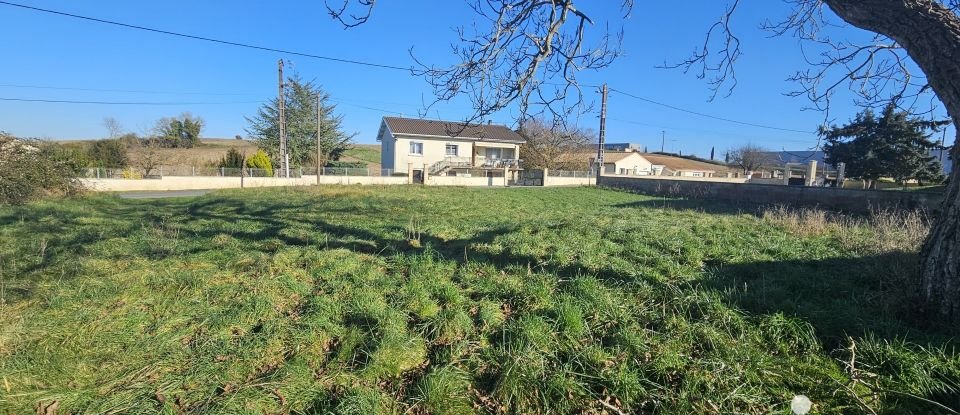 Terrain de 1 079 m² à Roullet-Saint-Estèphe (16440)