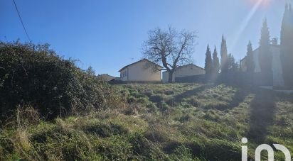 Terrain de 1 079 m² à Roullet-Saint-Estèphe (16440)