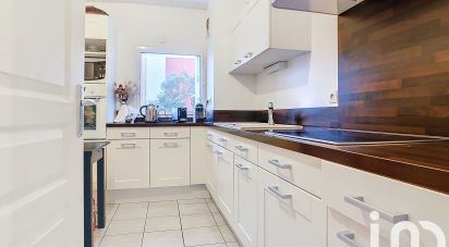 Apartment 4 rooms of 95 m² in Nantes (44200)