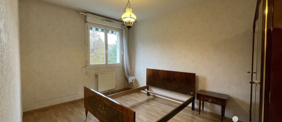 Apartment 3 rooms of 80 m² in Clermont-Ferrand (63100)