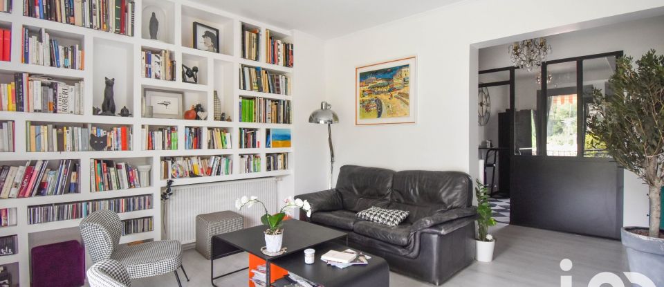 Apartment 4 rooms of 77 m² in Cassis (13260)