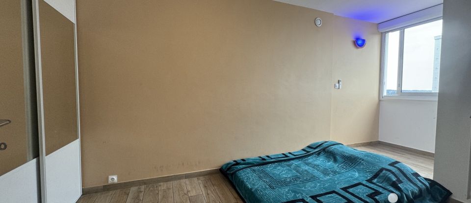 Appartement 4 pièces de 80 m² à Saint-Pierre-des-Corps (37700)