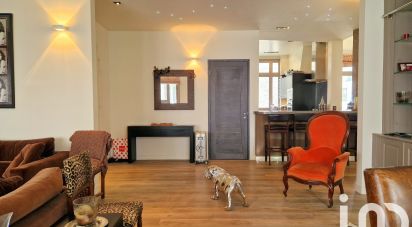 Apartment 6 rooms of 173 m² in Paris (75016)
