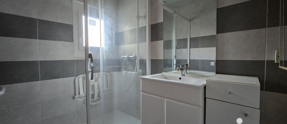 Townhouse 4 rooms of 72 m² in Thouars (79100)