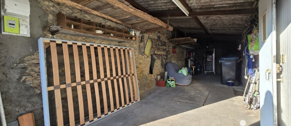 Townhouse 4 rooms of 72 m² in Thouars (79100)