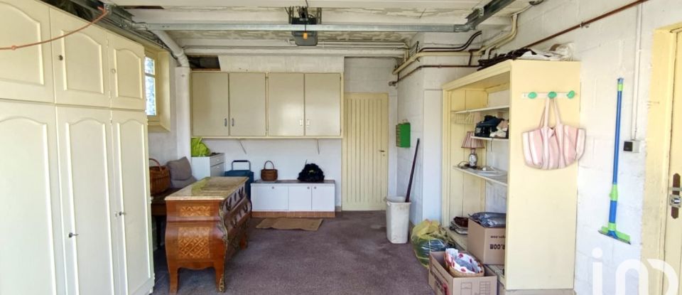 Mansion 5 rooms of 162 m² in La Couronne (16400)