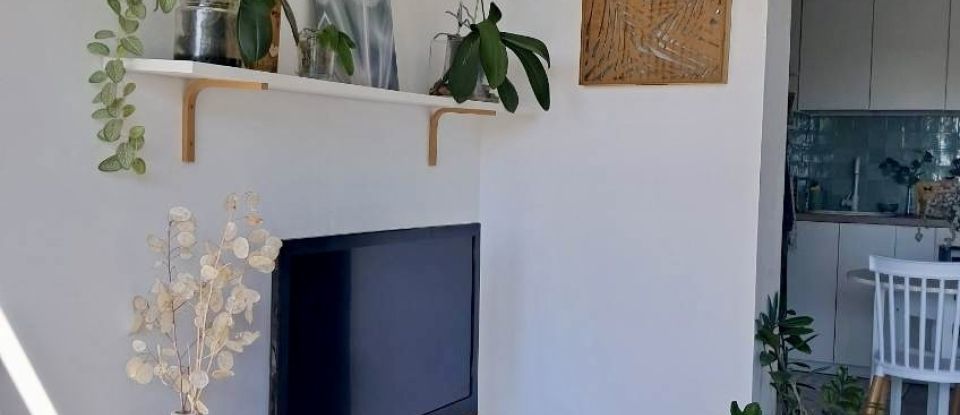 Studio 1 room of 22 m² in La Londe-les-Maures (83250)