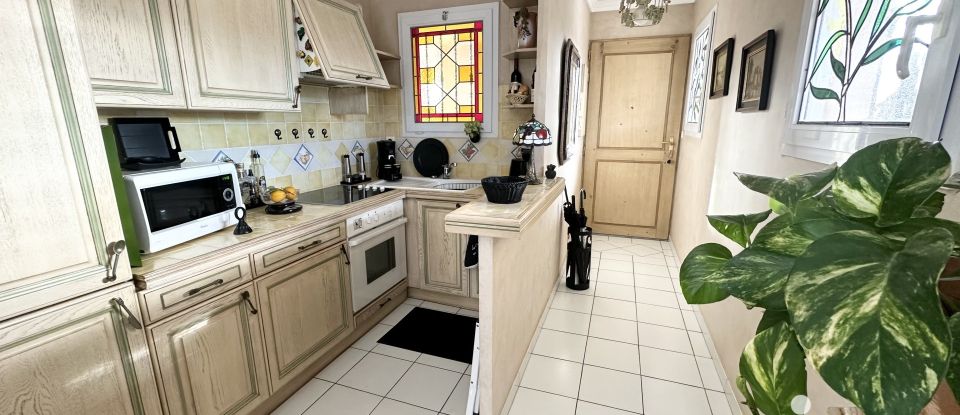 Apartment 3 rooms of 57 m² in Puget-sur-Argens (83480)