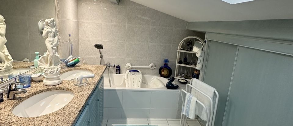 Apartment 3 rooms of 57 m² in Puget-sur-Argens (83480)