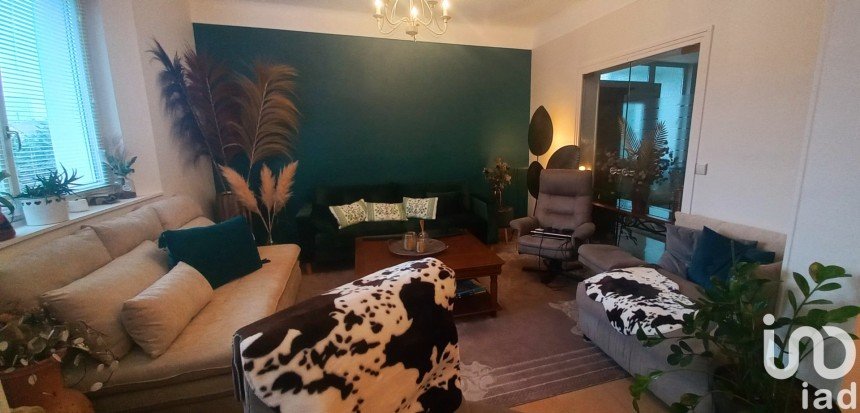Maison 9 pièces de 270 m² à Sotteville-lès-Rouen (76300)