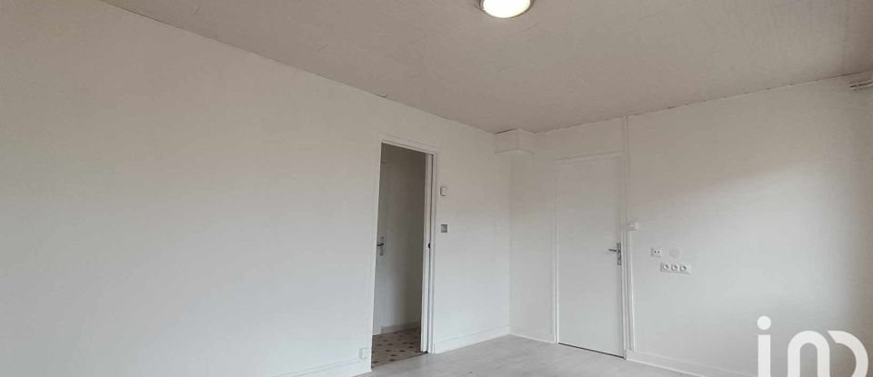 Maison 3 pièces de 54 m² à Bonnard (89400)