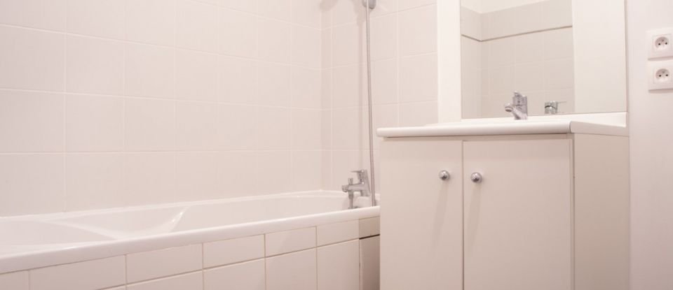 Apartment 4 rooms of 81 m² in Fontenay-sous-Bois (94120)