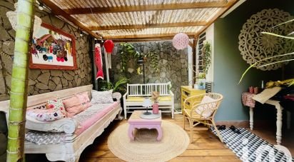 Apartment 3 rooms of 57 m² in Saint-Denis (97490)