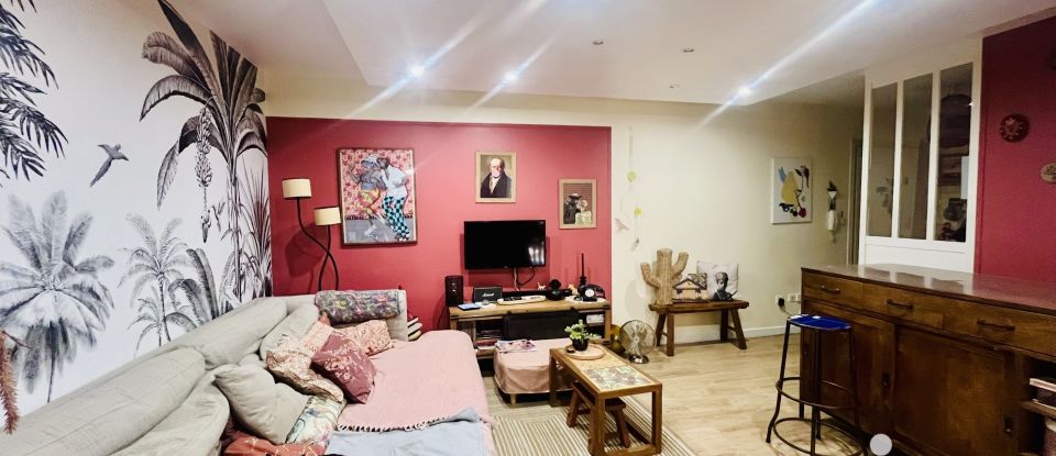Apartment 3 rooms of 57 m² in Saint-Denis (97490)