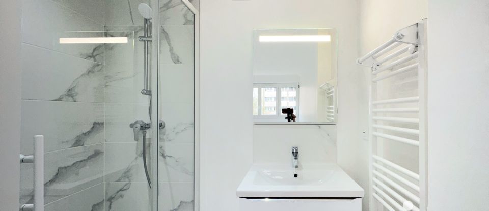 Apartment 5 rooms of 101 m² in Puteaux (92800)