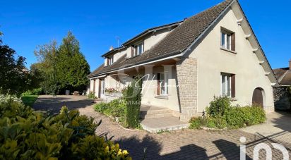 Traditional house 6 rooms of 156 m² in Montereau-Fault-Yonne (77130)