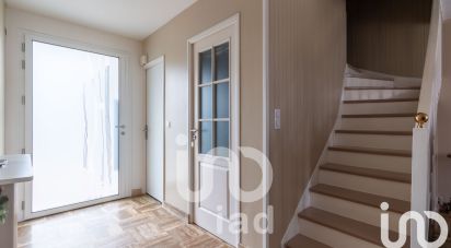 House 8 rooms of 149 m² in Verneuil-sur-Seine (78480)