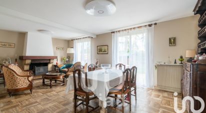 House 8 rooms of 149 m² in Verneuil-sur-Seine (78480)