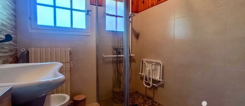 Village house 5 rooms of 140 m² in Clessé (79350)