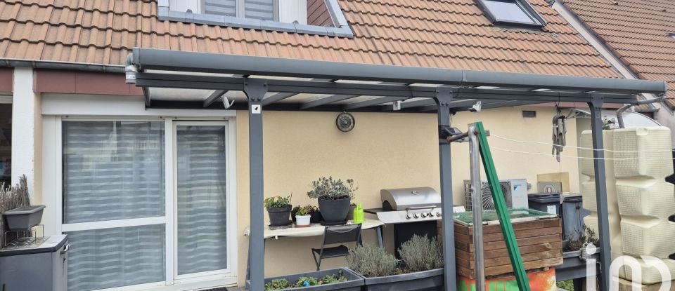 Maison 4 pièces de 77 m² à Carpiquet (14650)
