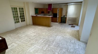 Duplex 7 pièces de 162 m² à Montauban-de-Bretagne (35360)