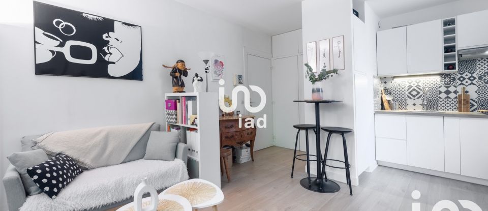 Studio 1 room of 28 m² in Neuilly-sur-Seine (92200)