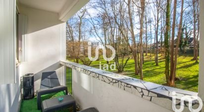 Apartment 4 rooms of 71 m² in Verneuil-sur-Seine (78480)