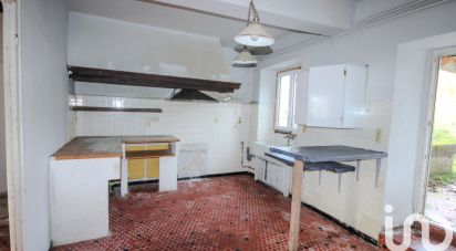 Traditional house 5 rooms of 224 m² in Buzy (64260)
