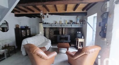 Maison rustique 4 pièces de 70 m² à Coslédaà-Lube-Boast (64160)
