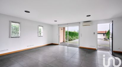 Maison traditionnelle 8 pièces de 206 m² à Giroussens (81500)