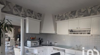 Traditional house 5 rooms of 100 m² in Troarn (14670)