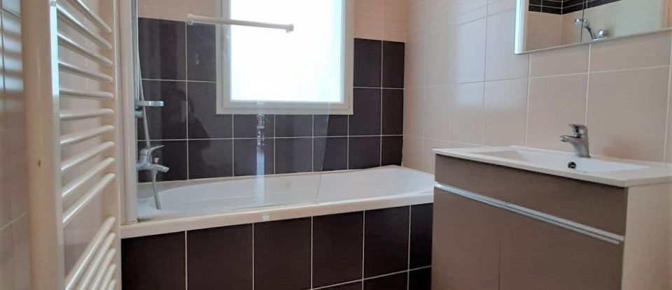 Appartement 2 pièces de 41 m² à Saint-Arnoult (14800)