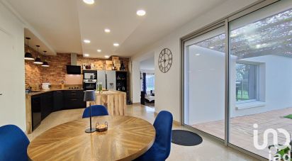 Demeure 9 pièces de 251 m² à Saint-Fulgent (85250)
