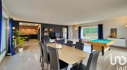 Demeure 9 pièces de 251 m² à Saint-Fulgent (85250)