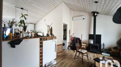 Maison rustique 2 pièces de 54 m² à Limeyrat (24210)