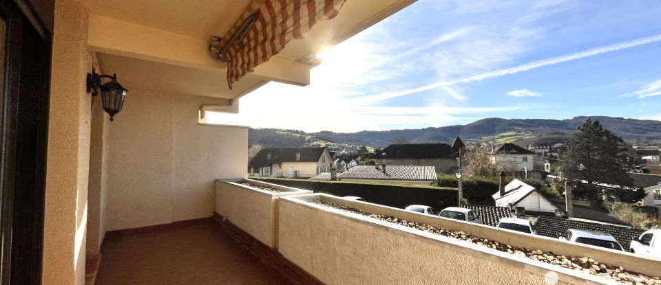 Apartment 3 rooms of 71 m² in Saint-Céré (46400)