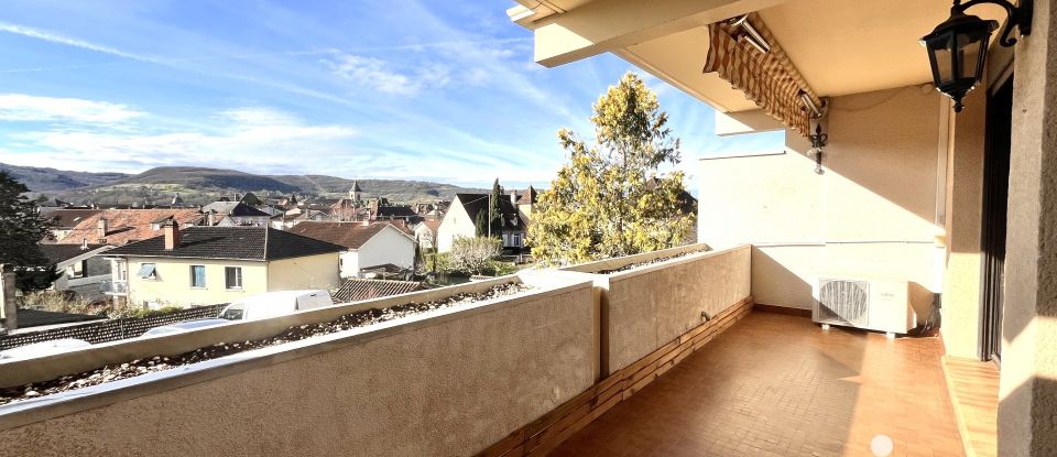 Apartment 3 rooms of 71 m² in Saint-Céré (46400)