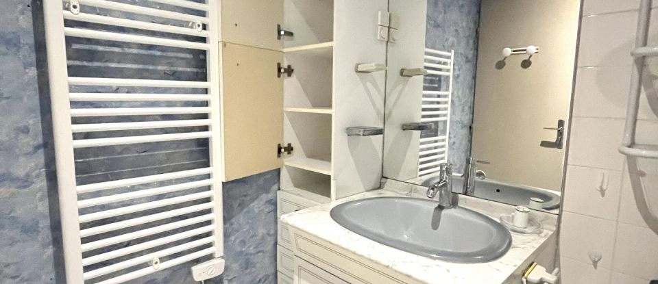 Apartment 3 rooms of 71 m² in Saint-Céré (46400)