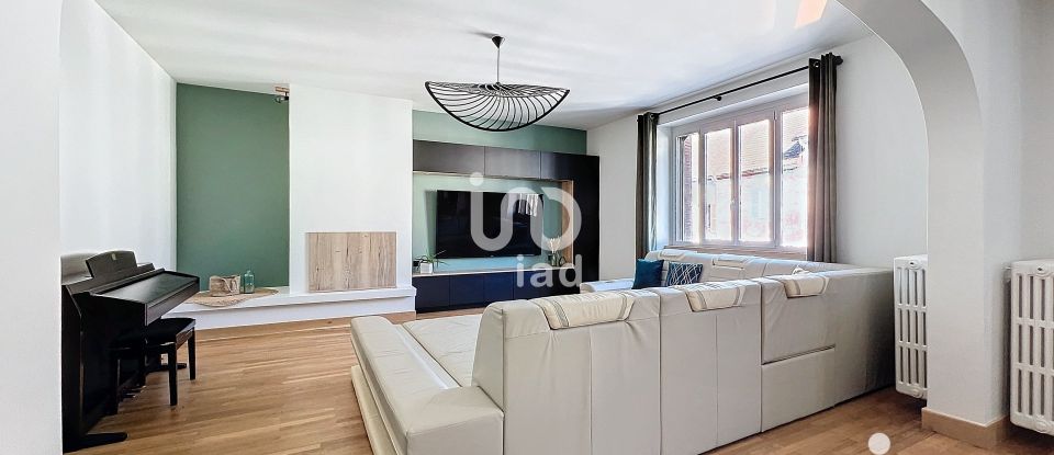 Appartement 6 pièces de 335 m² à Champagnole (39300)