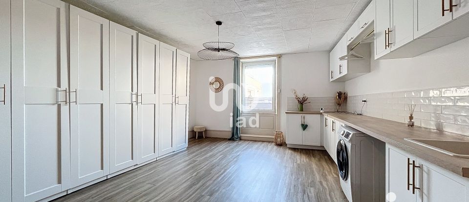 Appartement 6 pièces de 335 m² à Champagnole (39300)