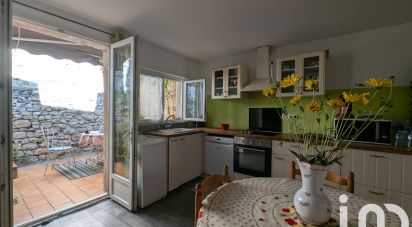 Townhouse 4 rooms of 195 m² in Montfrin (30490)