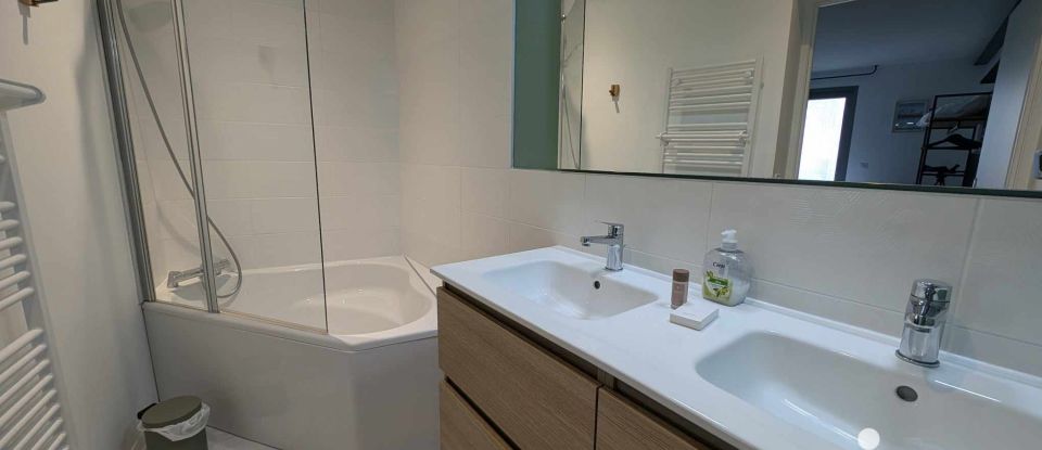 Appartement 4 pièces de 109 m² à LA MONGIE (65200)