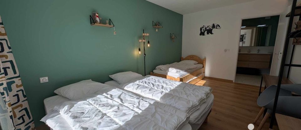 Appartement 4 pièces de 109 m² à LA MONGIE (65200)
