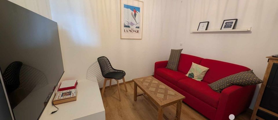 Appartement 4 pièces de 109 m² à LA MONGIE (65200)